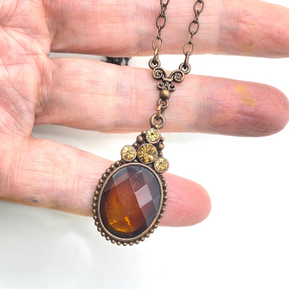 1928 Amber Faceted Colored Glass Cabachon Drop Necklace Antiqued Copper Tone - Picture 4 of 6